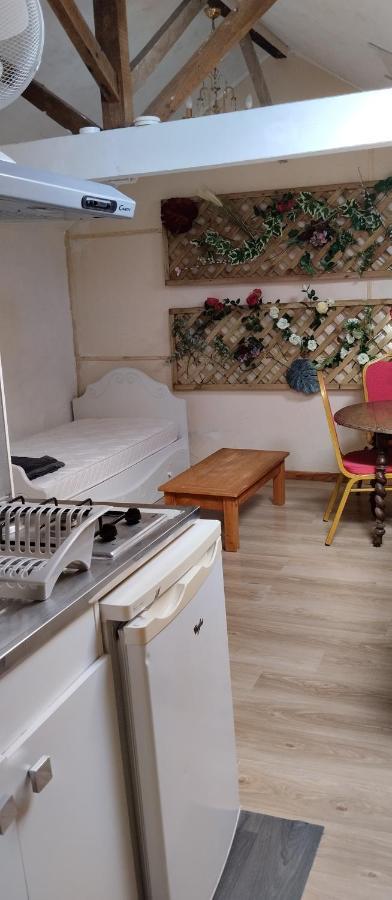 La Maison Du Saule Pompignac Екстер'єр фото
